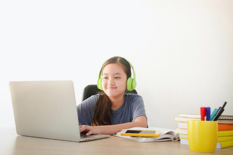 Ilustrasi artikel tentang akurasi penilaian kemampuan berpikir kreatif matematis